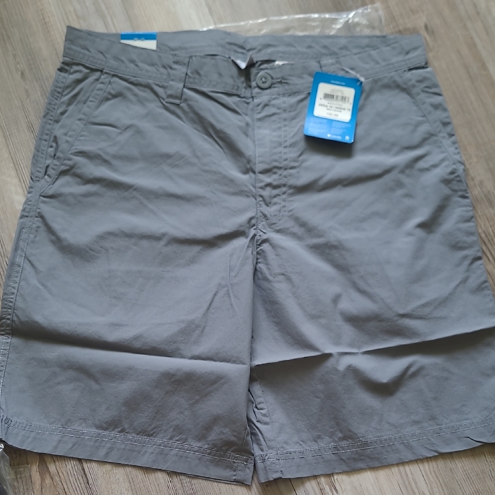 Columbia Gray Flat Front Shorts Lightweight Casual Wear